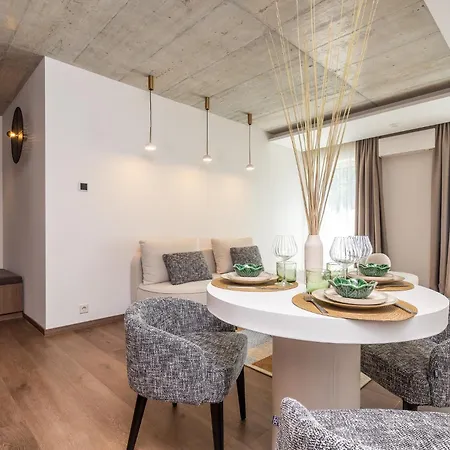 Vytauto 134 Suite Apartments Паланга Экстерьер фото